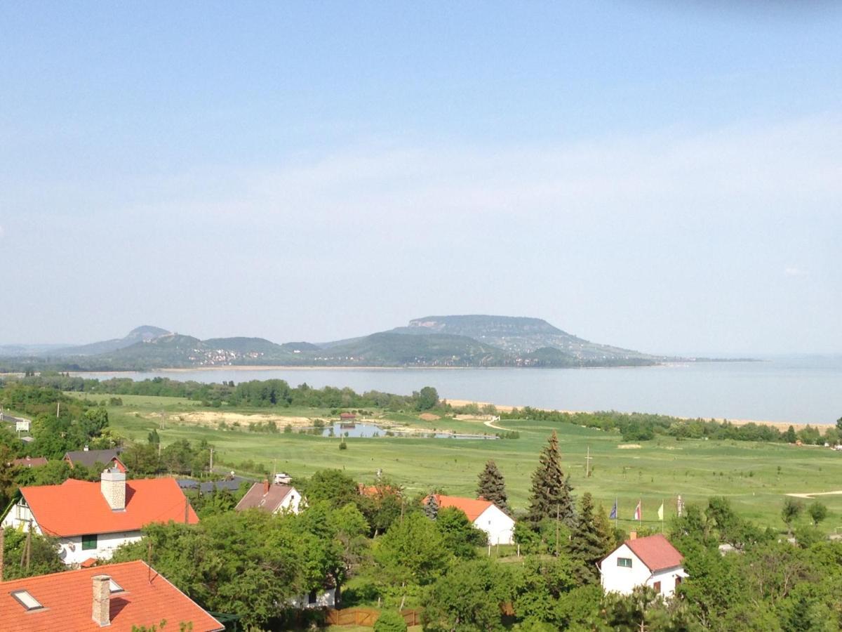 Vila Panorama Balaton Balatongyörök Exteriér fotografie